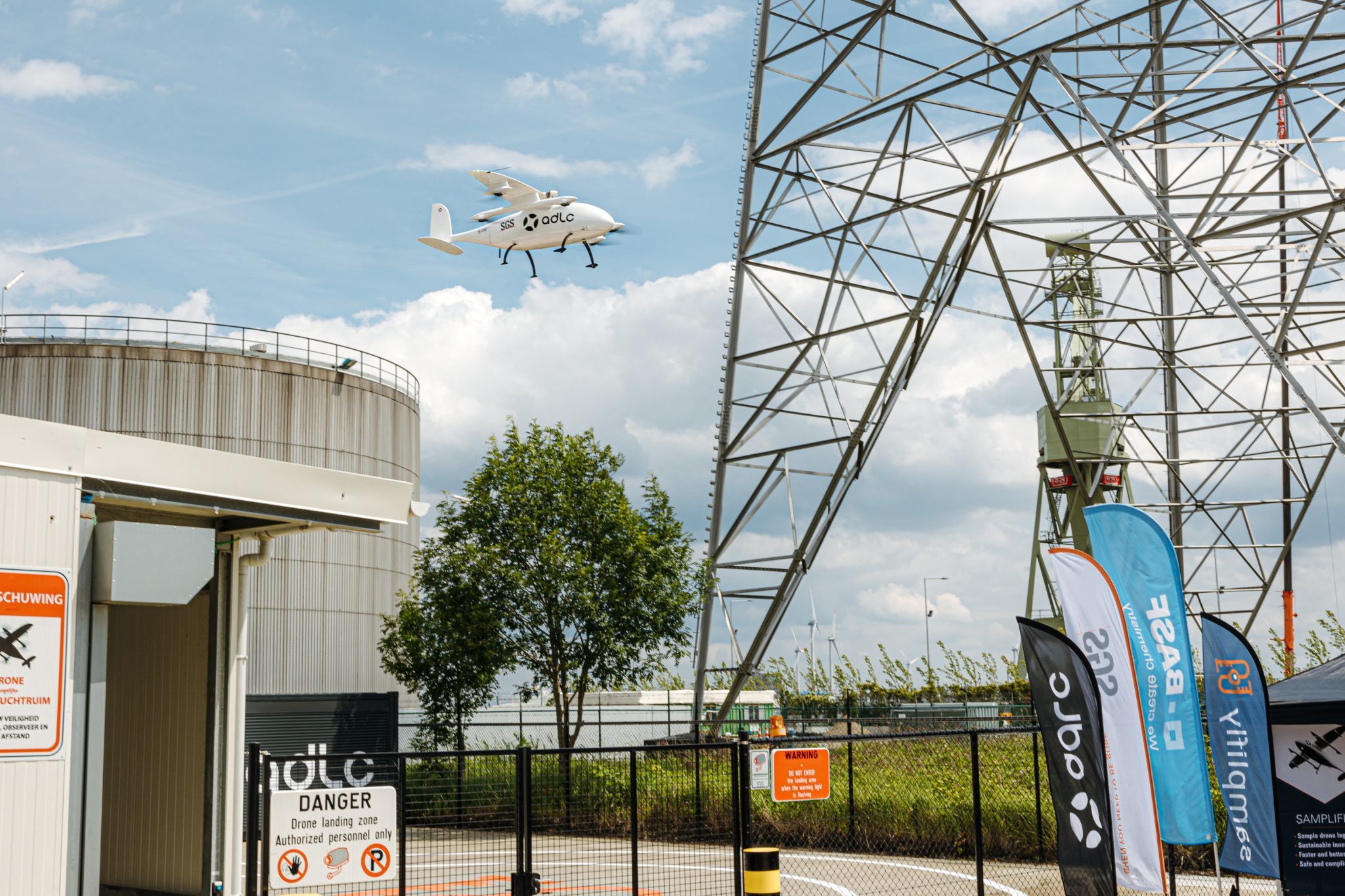Terra Drone’s Unifly UTM System Enables Autonomous Petrochemical Transport at Port of Antwerp
